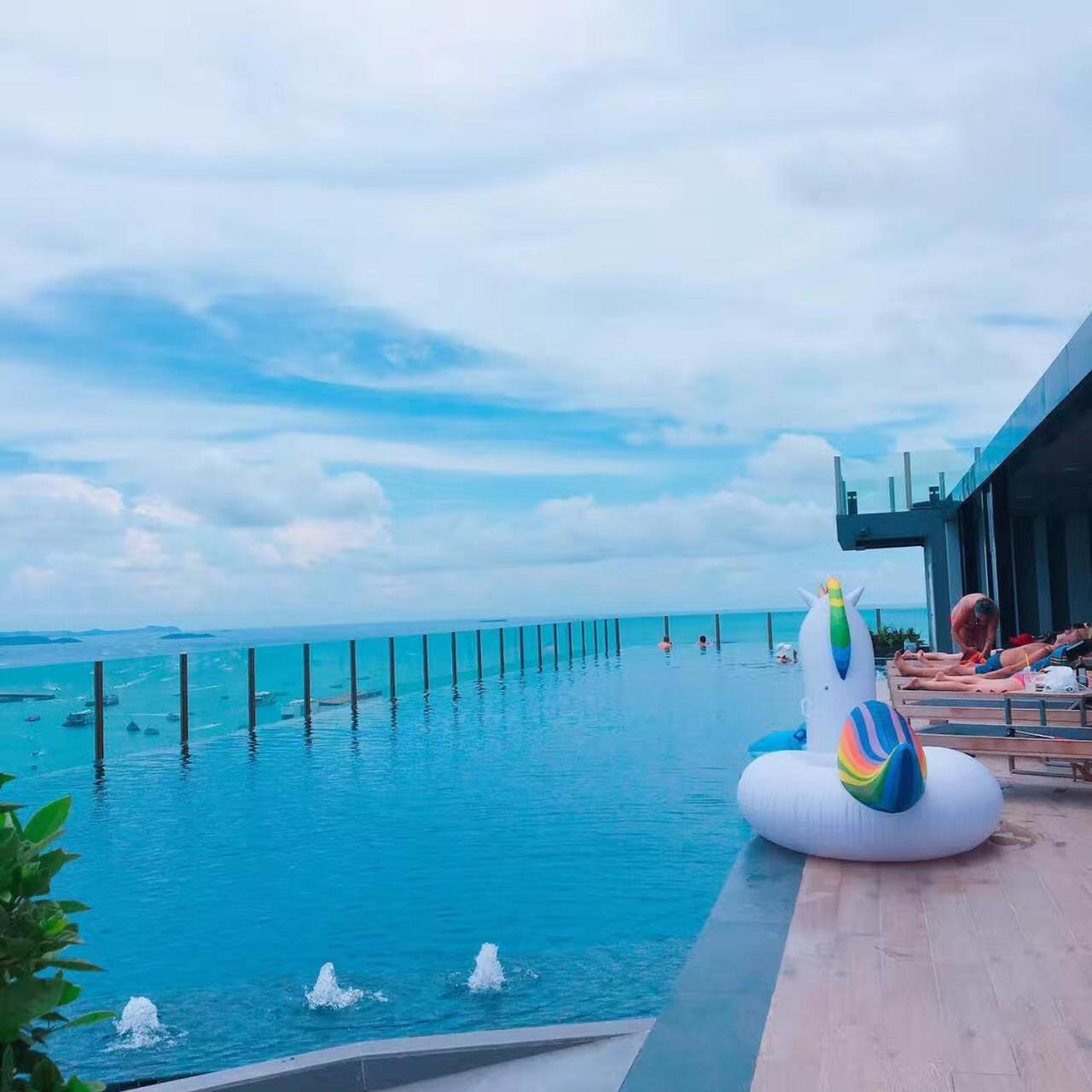 The Base Condo Pattaya Extérieur photo